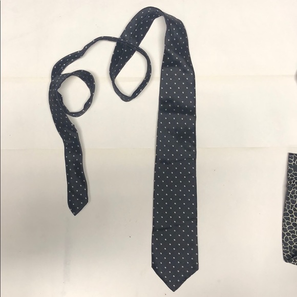 Prada Black Tie - Picture 1 of 3